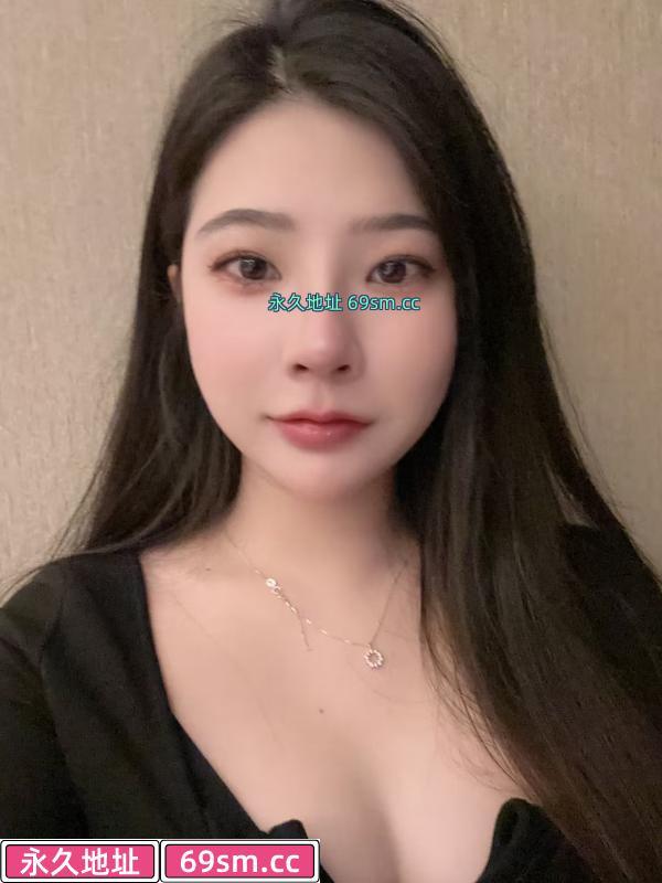 长头发小御姐