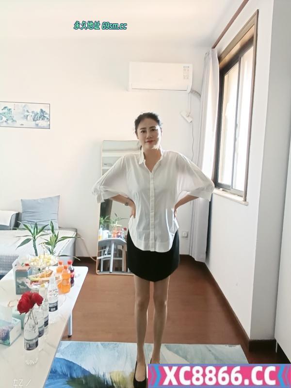 姑苏御姐胸大屁股大