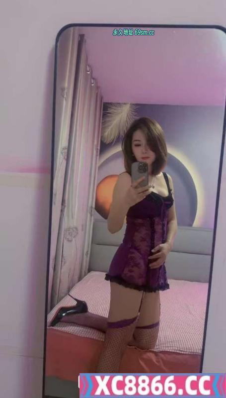 气质短发小少妇