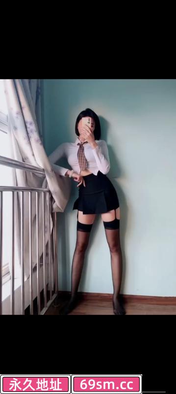 白云长腿萱儿小姐姐
