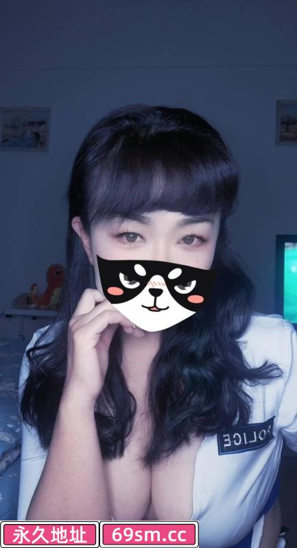 大胸泄火少妇