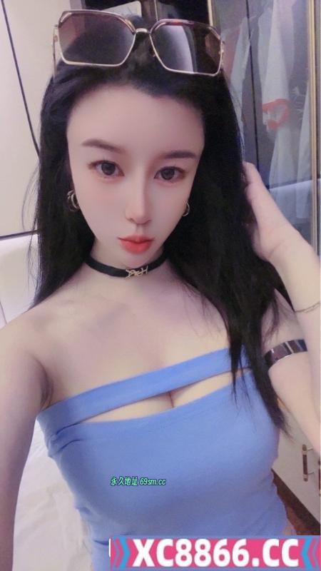 魔鬼身材小可欣