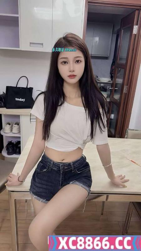 清纯甜美颜值嫩妹