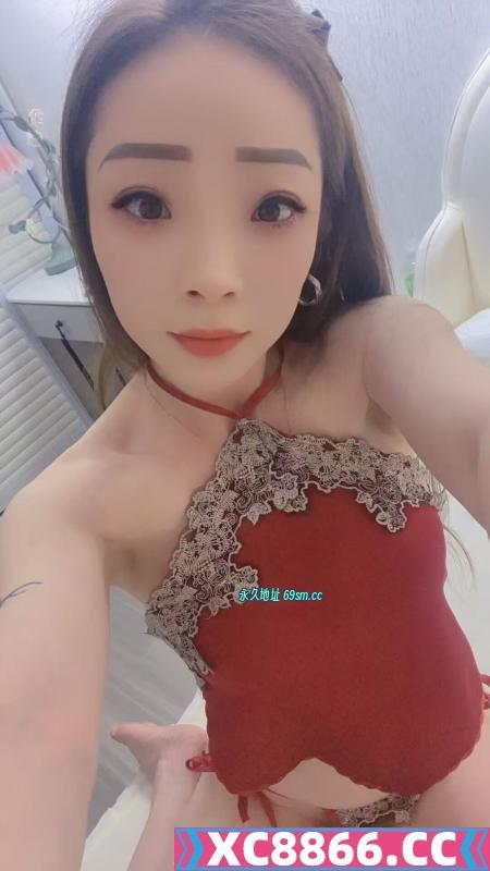 肤白貌美小巧玲珑少妇