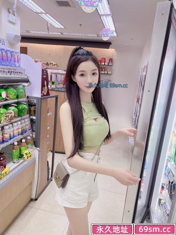 大胸细腿气质少妇