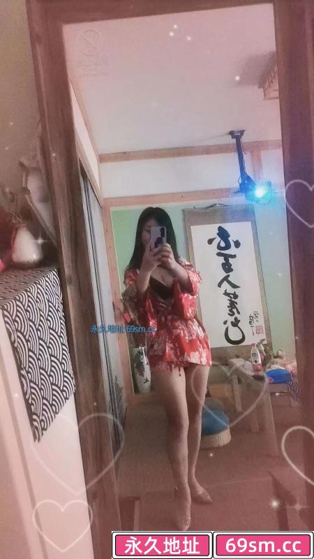 武汉性感肤白骚少妇