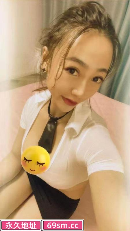 口活不错的制服姐姐