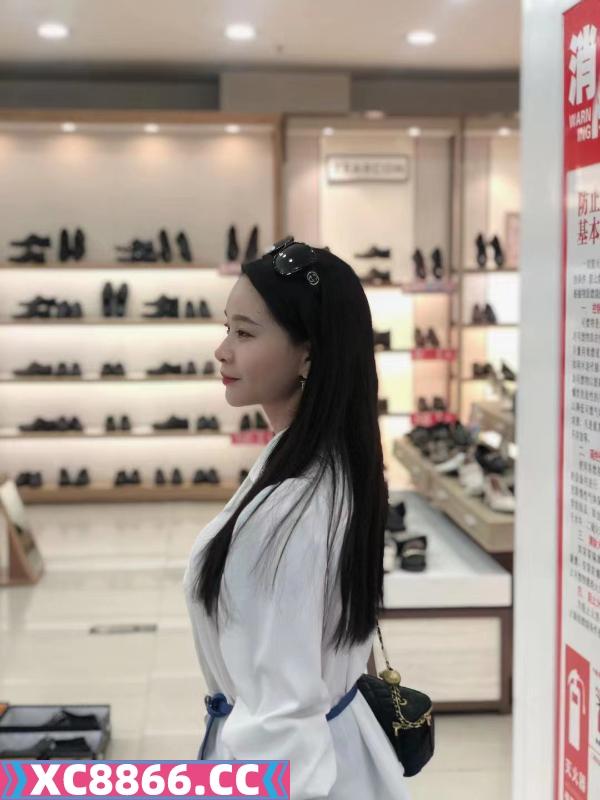 大波狐媚女