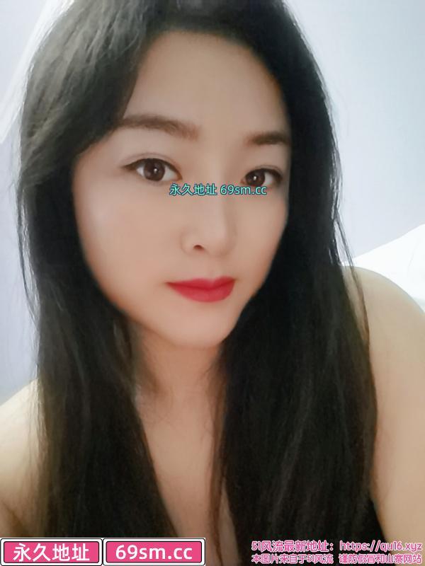 天府五街大胸少妇