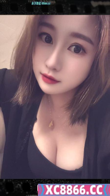 性感大胸骚妇