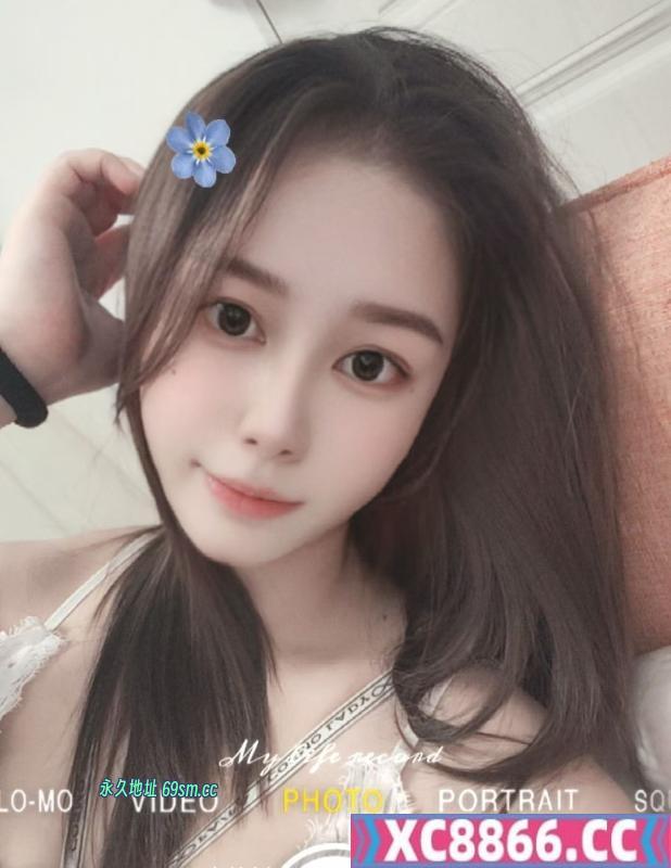 海珠温柔性感妹子