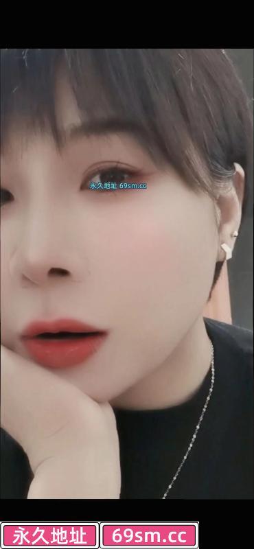 短发小姐姐