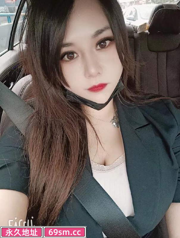 大胸丰满妹子