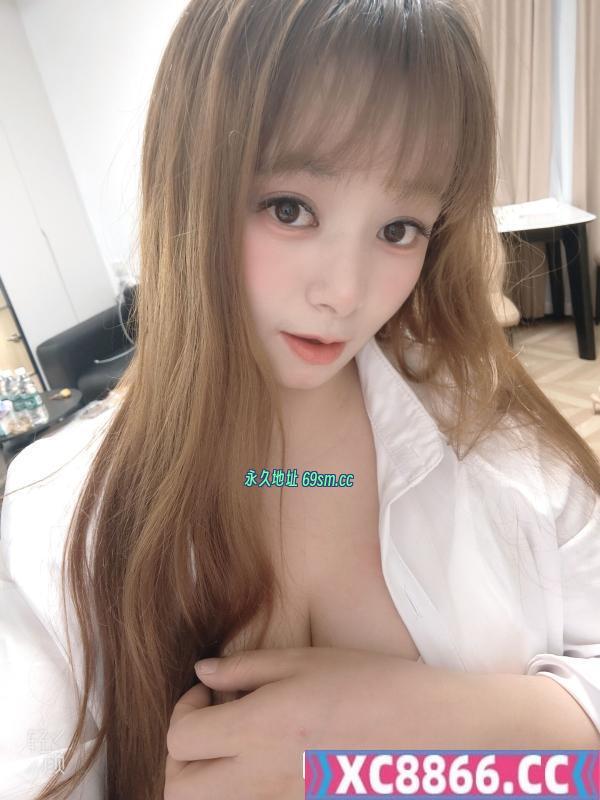童颜巨乳妹