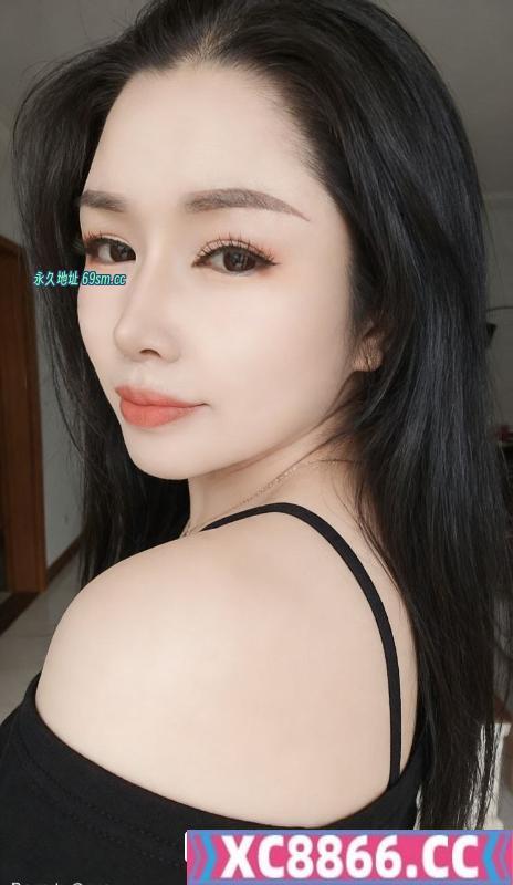 龙华风骚丰满小妮