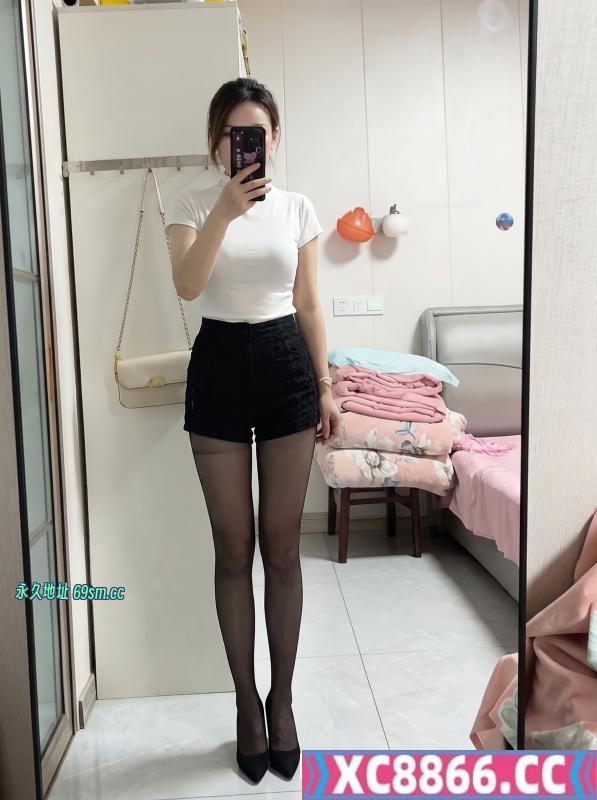 偲偲si小姐姐
