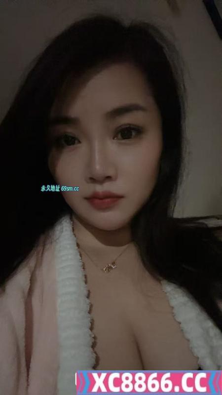 服装店老板娘