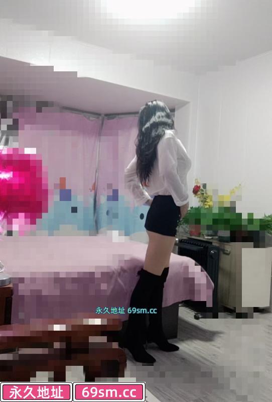 秦淮好身材姐姐