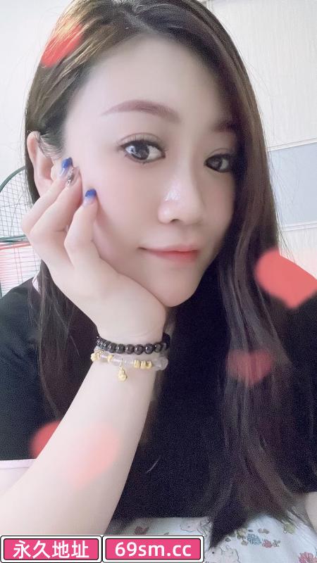 白云微胖气质少妇牡丹