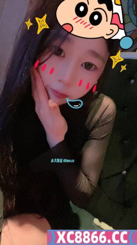 长腿嫩模佩佩