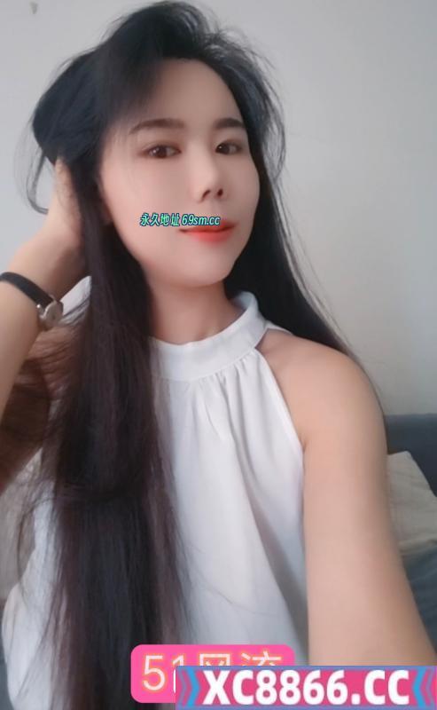 年轻长腿蜜儿