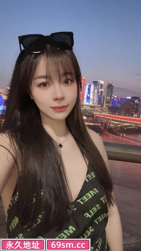 天河性感清纯嫩妹