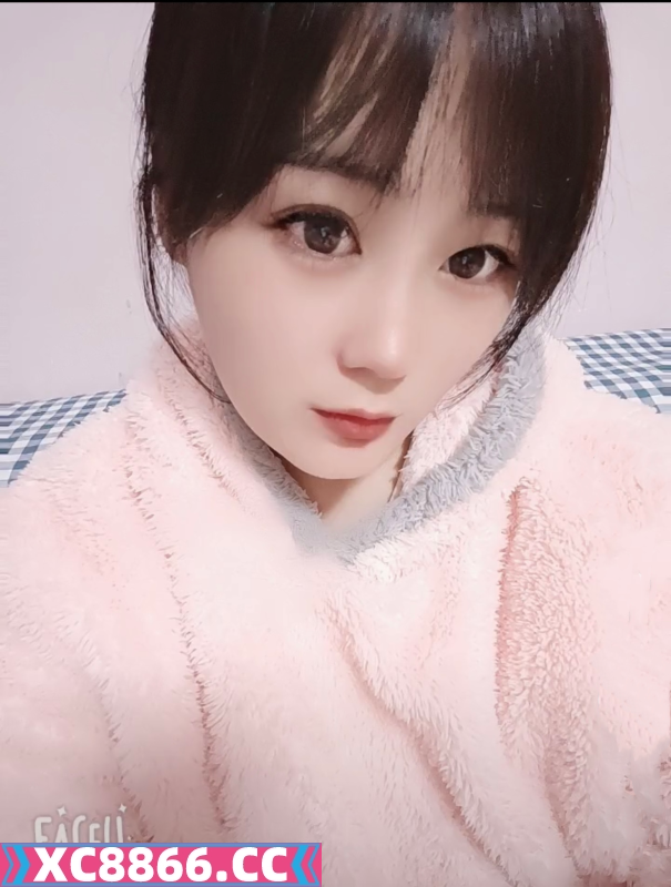 小喷泉芸汐