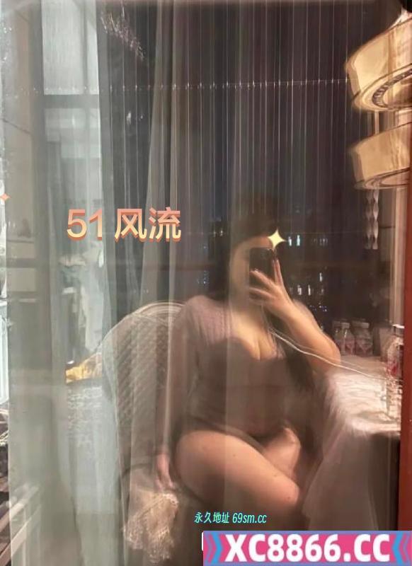 可以扣逼的美少妇