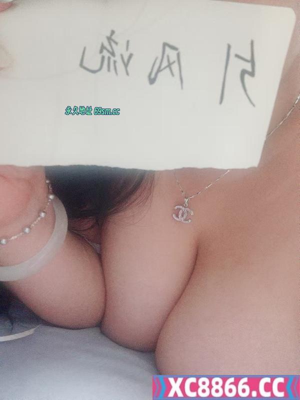 大胸丰满妹妹