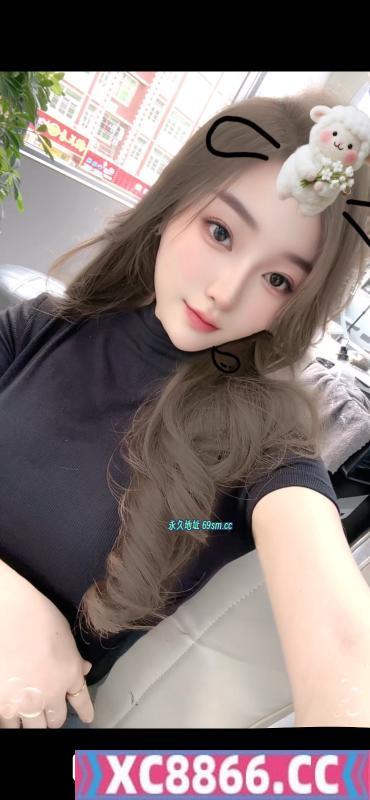 胜太路大胸小姐姐