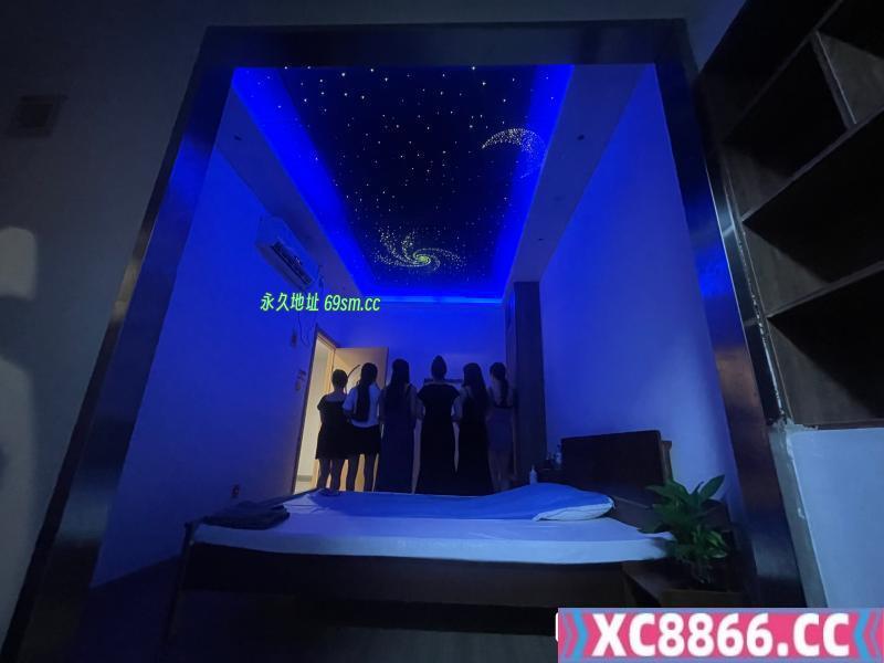 情趣变装制服spa店