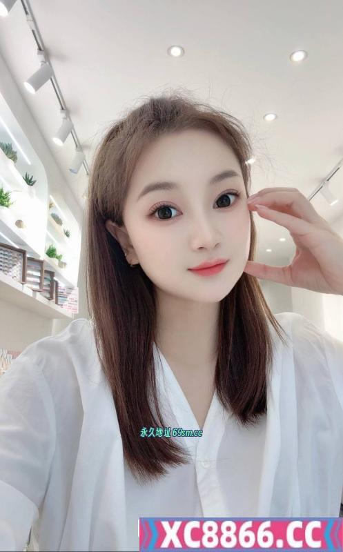小家碧玉性感身材苏沫