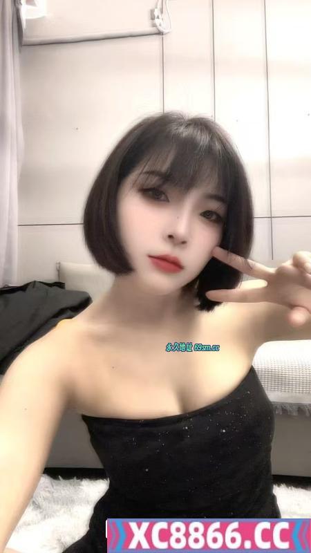 短发温柔姐姐