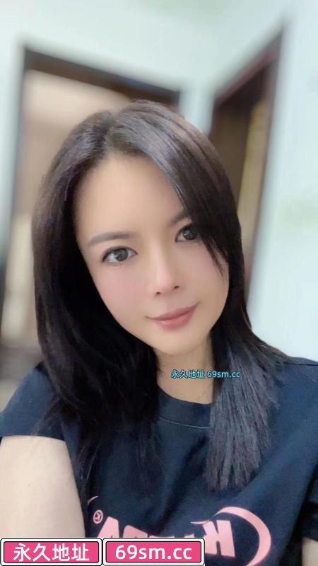 新街口大胸少妇