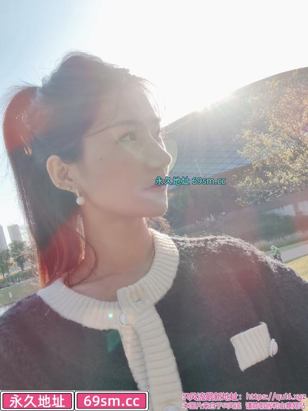 兼职美女芝芝