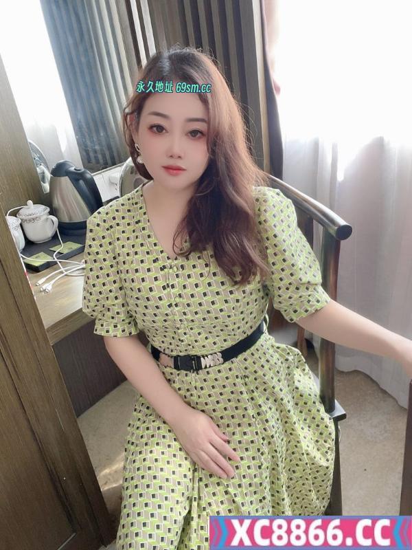 后入肥臀少妇妍妍