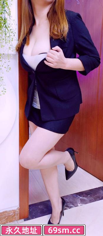 居家服务型巨乳美女