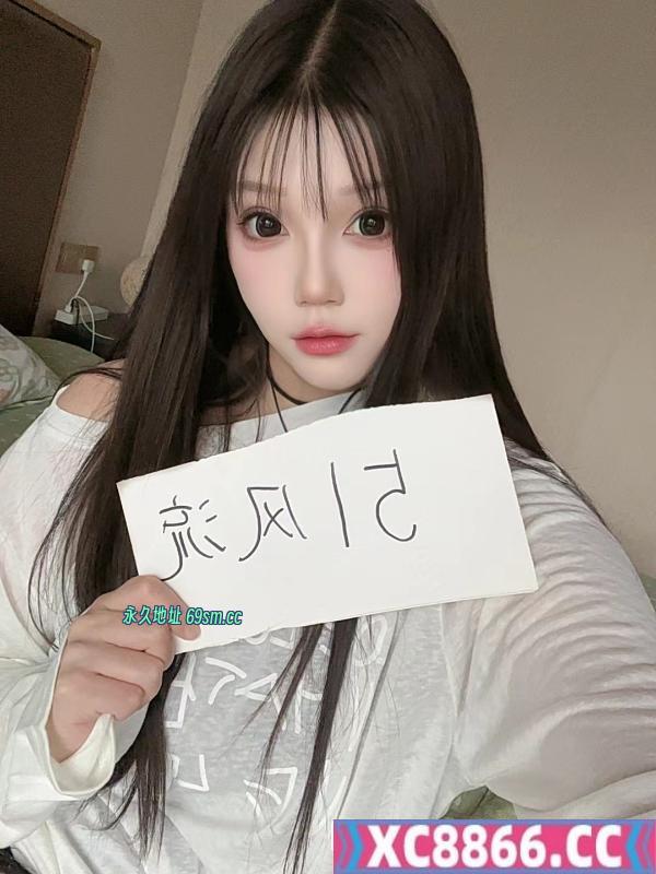 御萝双休的喵喵老师
