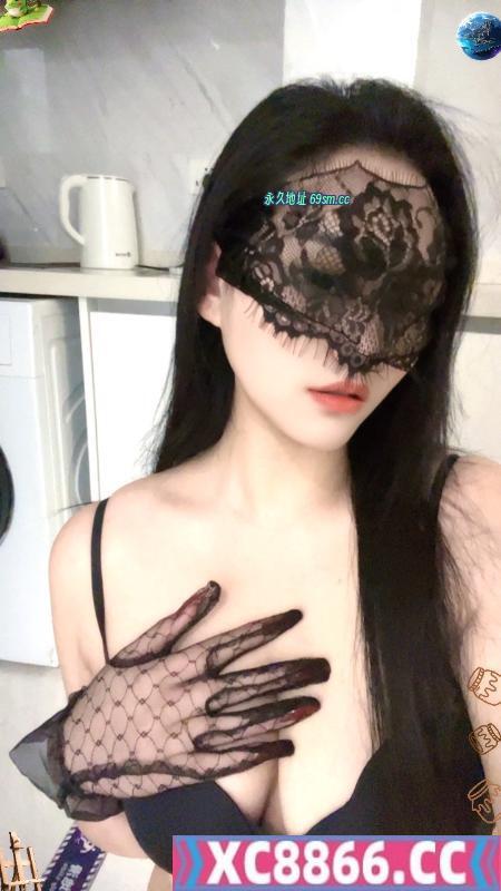 春节不打烊小姐姐