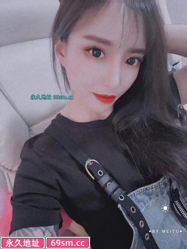 零零后花臂妹