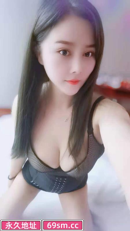 神州路粉嫩小姐姐