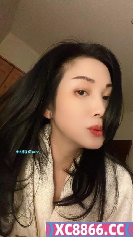 观音桥丰满少妇有舔脚