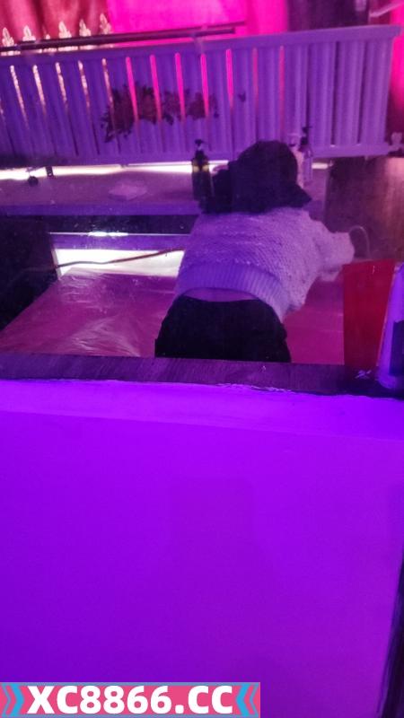 星隆广场中项水床