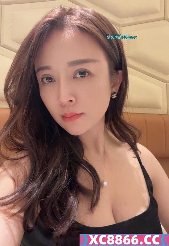 澳门巨乳雯雯