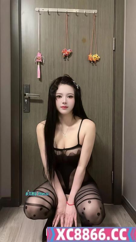 上城毒龙肥臀美少妇