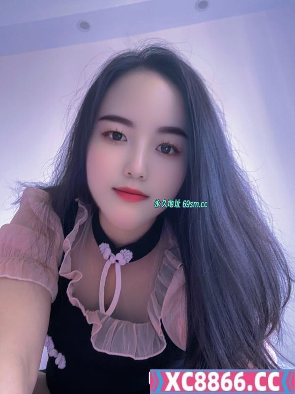 细腰大屁股骚女