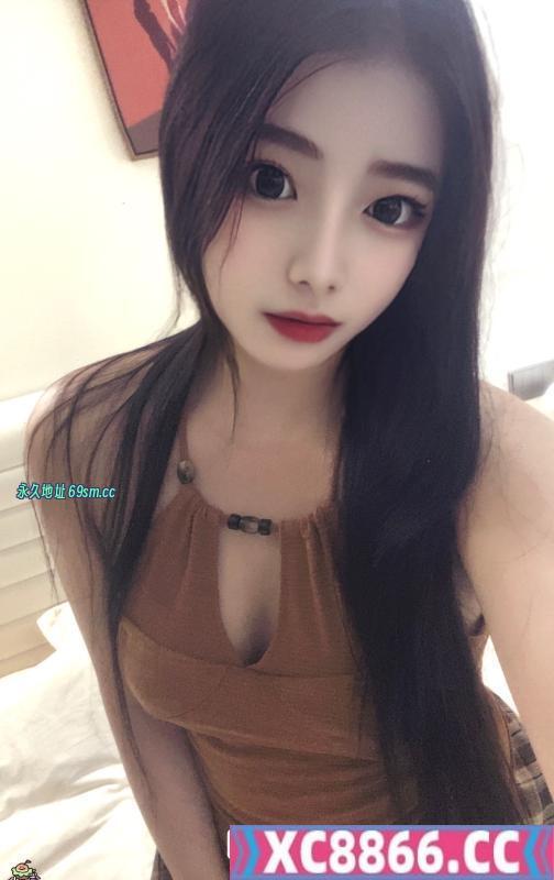 大胸肥臀妹子