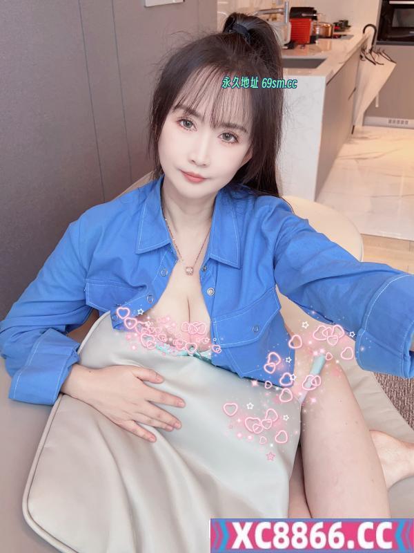 大奶风骚的嫂子