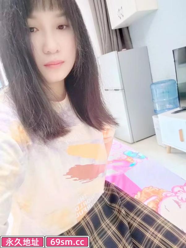 真人好看胸大