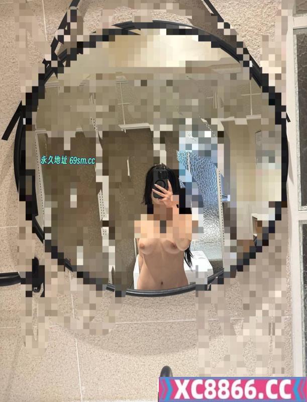 三点粉小少妇
